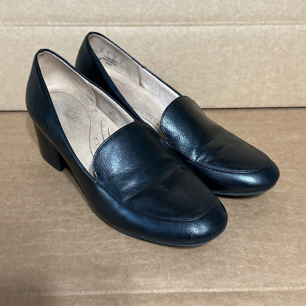 Life stride women’s 8 soft system, Athena, active arch block heeled pumps